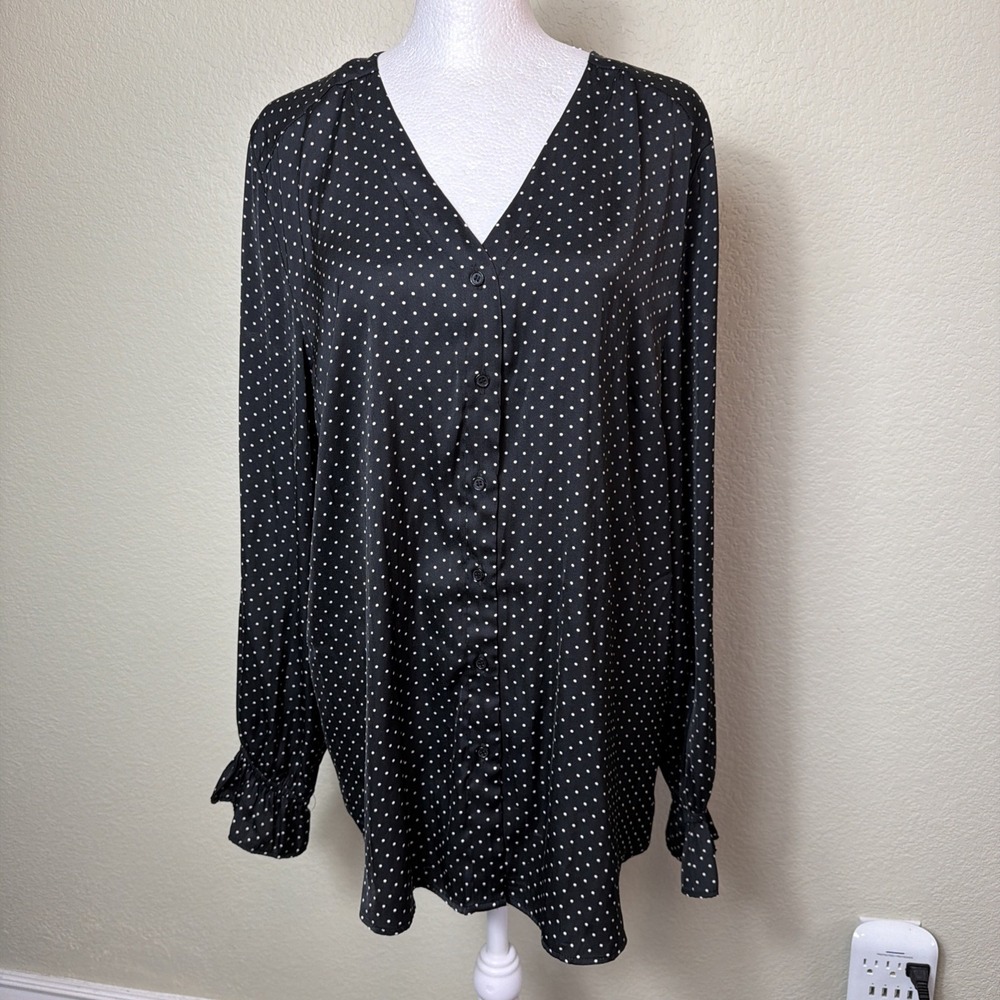 T Tahari Blouse Women L Black Polka Dot V Neck Ruffle Cuff Long Sleeve Button
